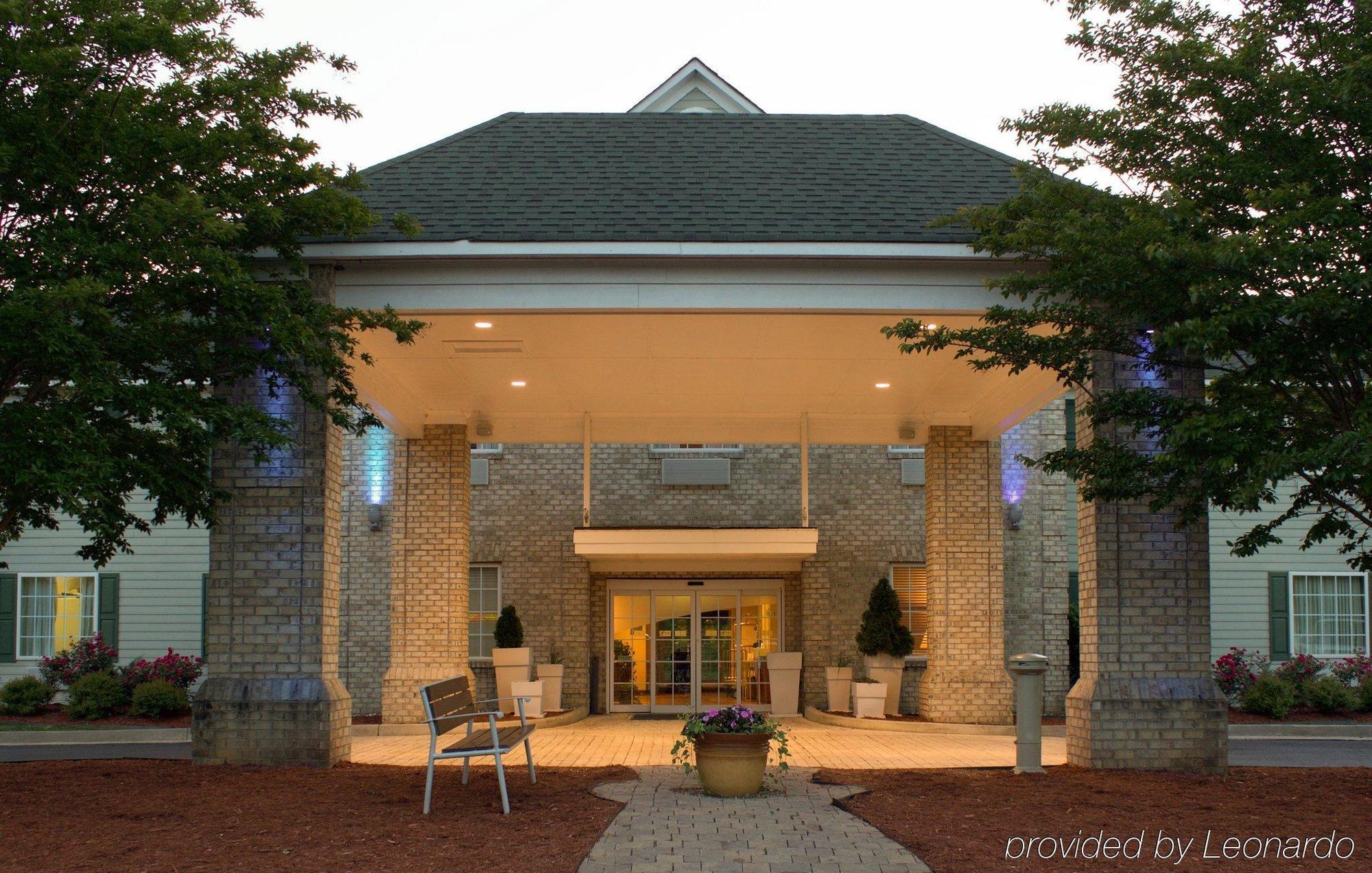 Holiday Inn Express Kilmarnock Exterior foto
